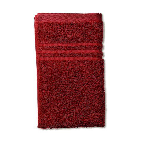 Leonora Gastendoek Velvet Red 30x50 cm